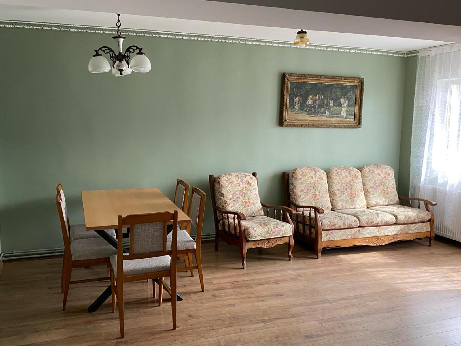 Apartament Ultracentral Botis Сигету-Мармацией Экстерьер фото